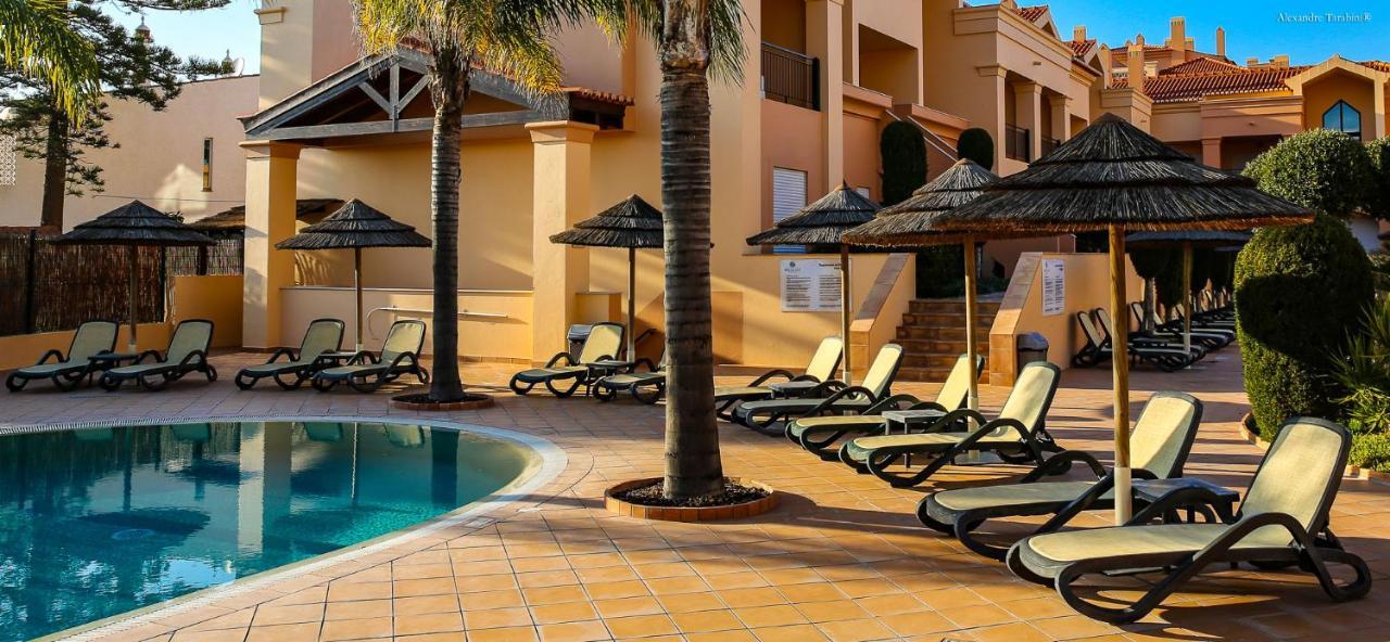 Luzbay Pool Apartments Exterior photo